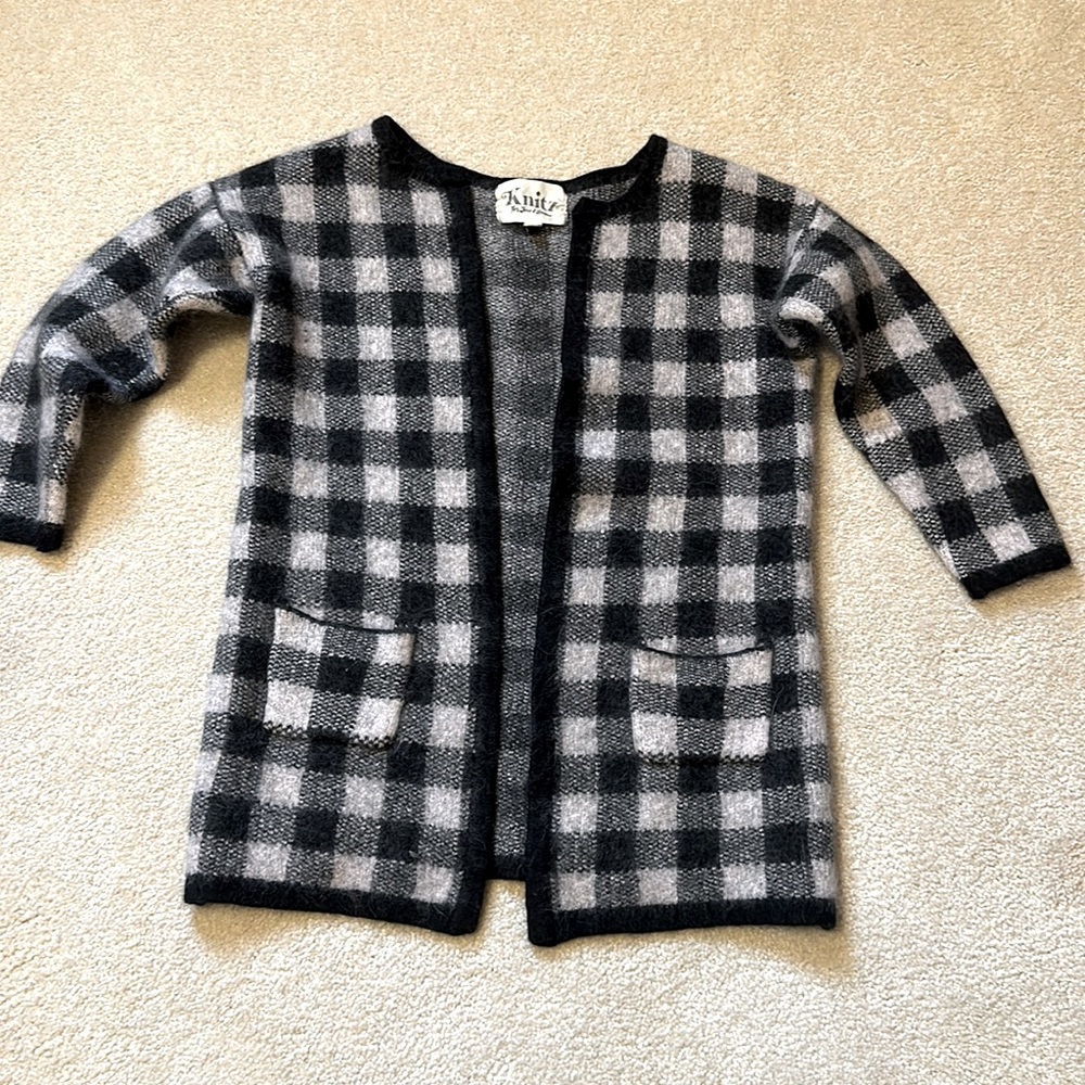 Knitz for the love of lemons 2 pocket sweater size XS
